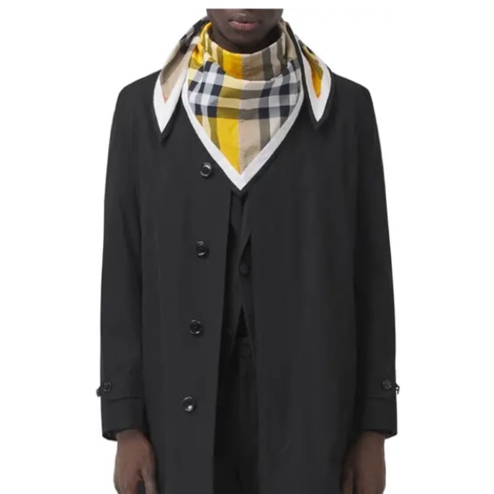 SOLD⛔️Authentic BURBERRY 100% Cotton vintage checkers triangle scarf - Picture 8 of 14